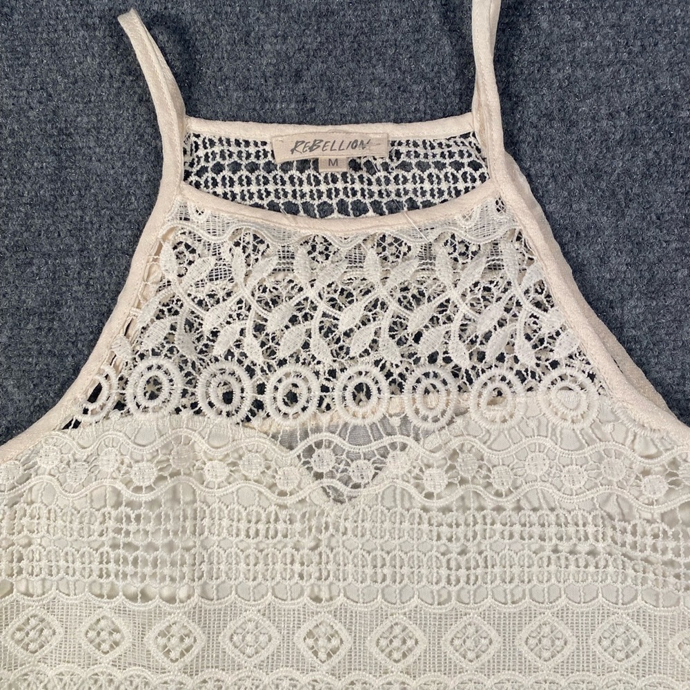 NWT Rebellion Cream Lace knit crochet Cami tank sz M Boho festival babydoll